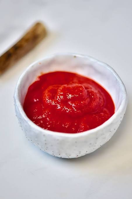 Real-food ketchup in a bowl
